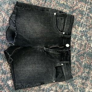 BlankNYC size 26 black denim shorts
